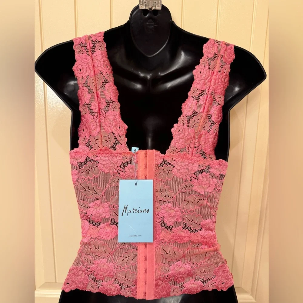 Y2K NWT Marciano Pink Embellished Lace Top size SMALL - Picture 2 of 3